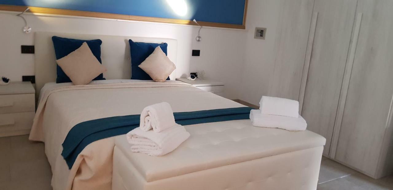 Albeldi' Otel Domus De Maria Dış mekan fotoğraf